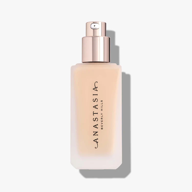 Impeccable Blurring Second-Skin Matte Foundation