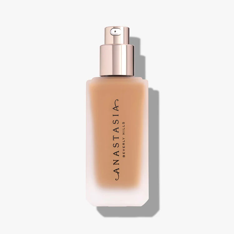 Impeccable Blurring Second-Skin Matte Foundation